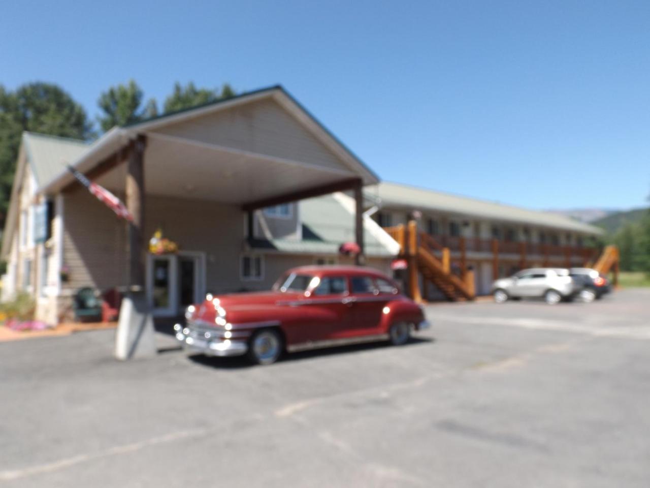 Clark Fork Lodge Luaran gambar